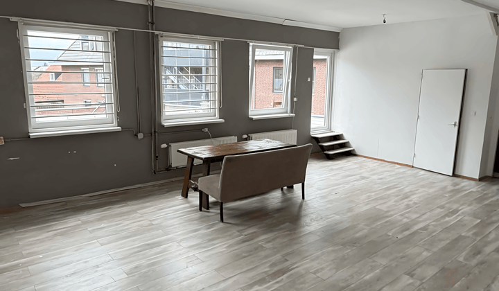 Studio · 55 m² · €950,-