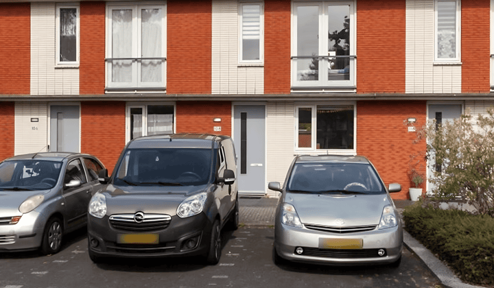 Huis · 89 m² · €2450,-