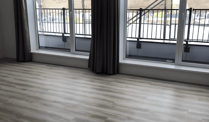 Appartement · 49 m² · €1077,-