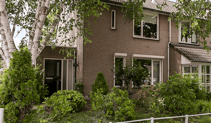 Huis · 231 m² · €2120,-