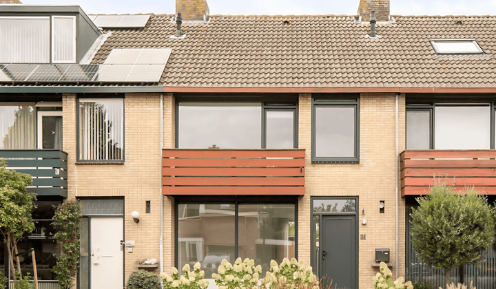 Huis · 120 m² · €2250,-