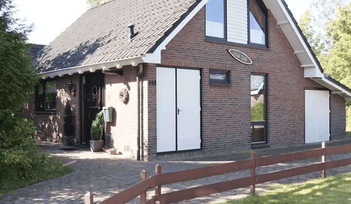 Huis · 90 m² · €1095,-