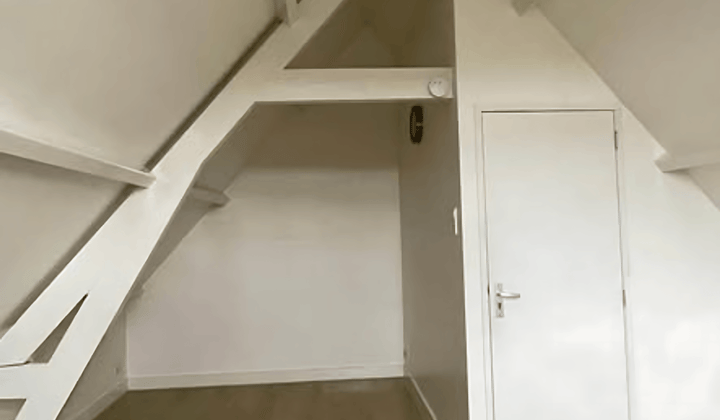 Studentenkamer met Balkon en Registratiemogelijkheid