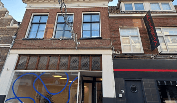 Kamer · 30 m² · €345,-