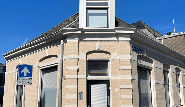 Kamer · 26 m² · €690,-