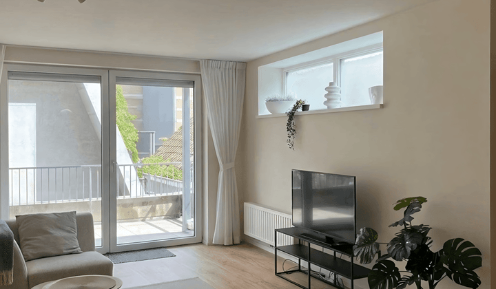Appartement · 77 m² · €1380,-