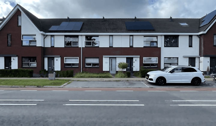Huis · 113 m² · €1350,-