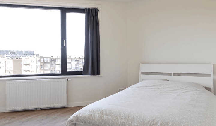Kamer | 70m² | €480,-