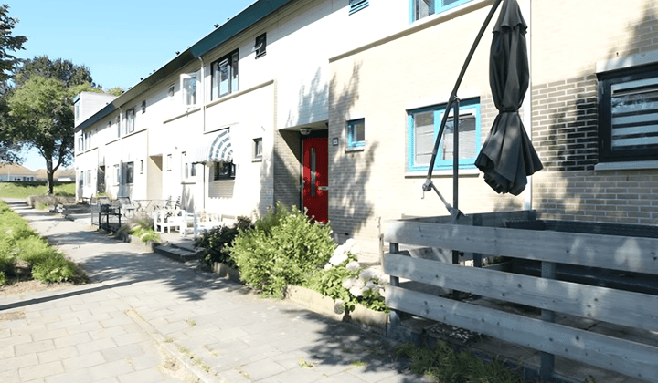 Huis · 112 m² · €2085,-