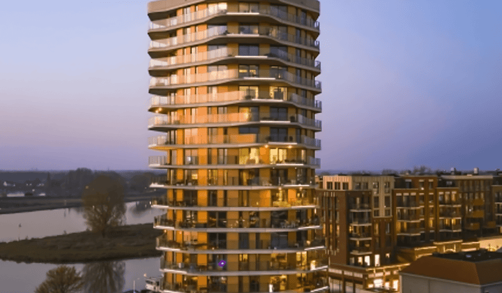 Appartement · 118 m² · €2500,-