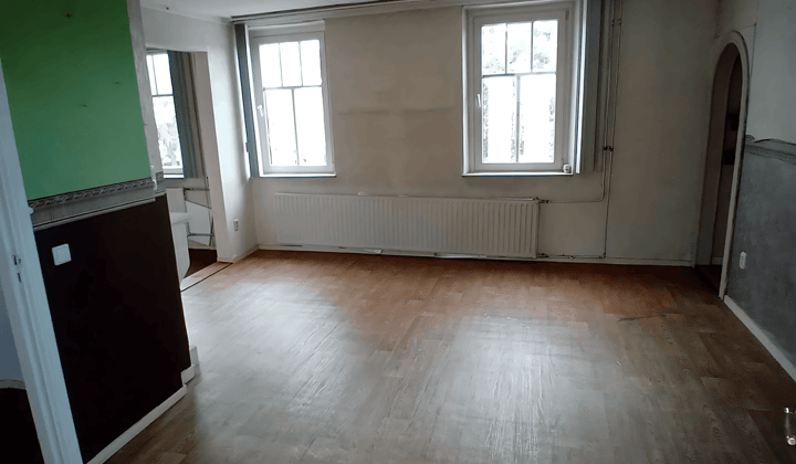 Ruim appartement met dakterras en registratie mogelijk