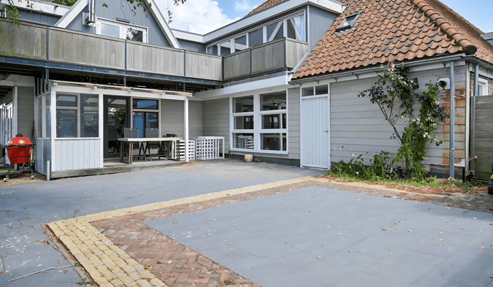 Appartement · 170 m² · €2250,-