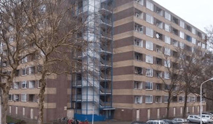 Appartement met 4 kamers en kale oplevering