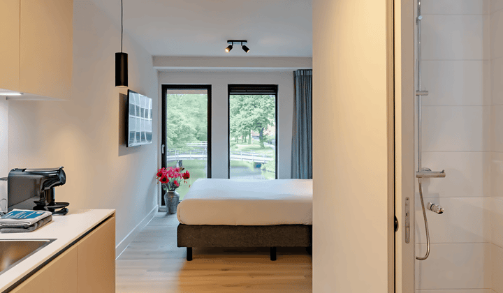 Studio · 22 m² · €3050,-