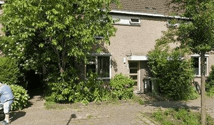 Huis · 123 m² · €1995,-