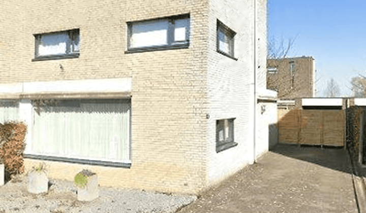 Huis · 125 m² · €2395,-