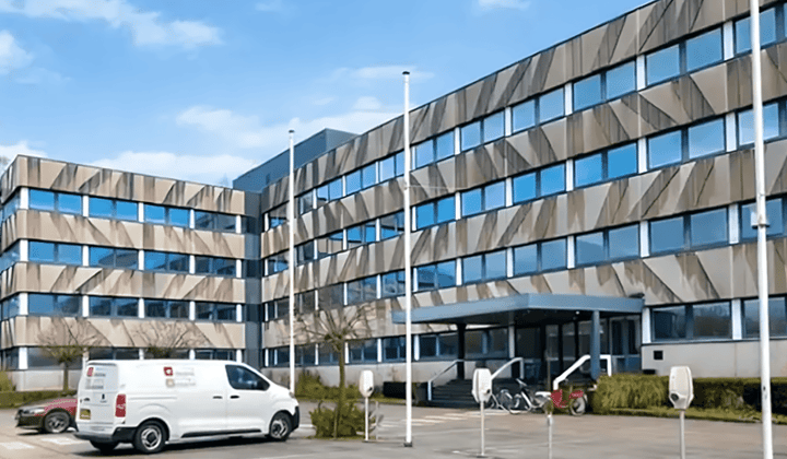 Gemeubileerde kamer met gedeelde voorzieningen en wasmachine