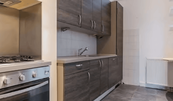 Huis · €1250,-