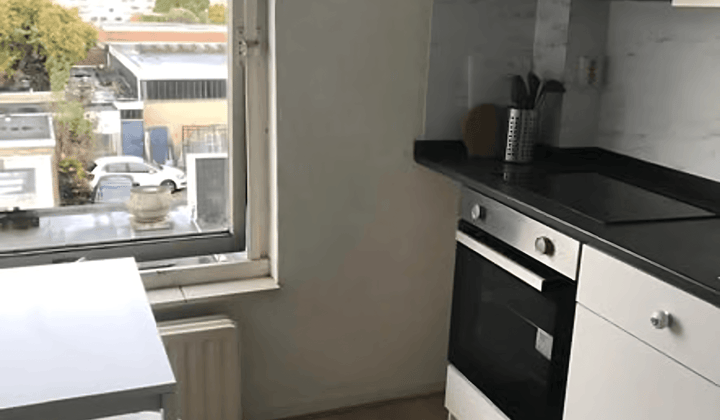 Kamer · €375,-
