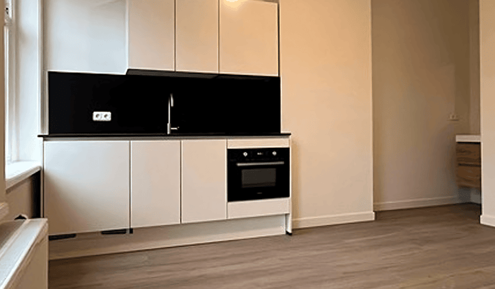 Studio · 22 m² · €1050,-