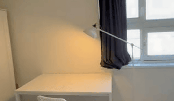 Kamer · 15 m² · €830,-
