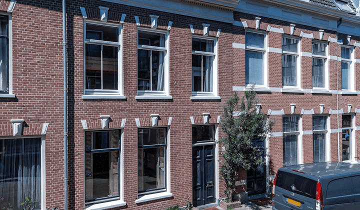 Huis · 171 m² · €3885,-