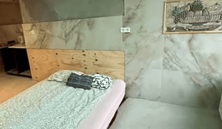 Studio · €1400,-