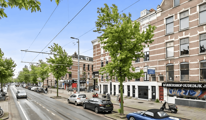 Studio · 23 m² · €1375,-