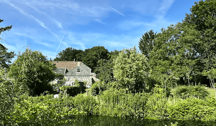 Huis · 129 m² · €1295,-