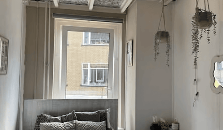 Kamer 12m2 met gedeelde woonkamer en keuken
