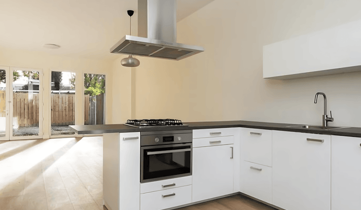 Huis · 90 m² · €2650,-