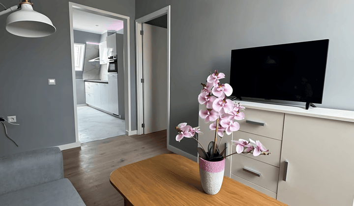 Appartement · 36 m² · €1200,-