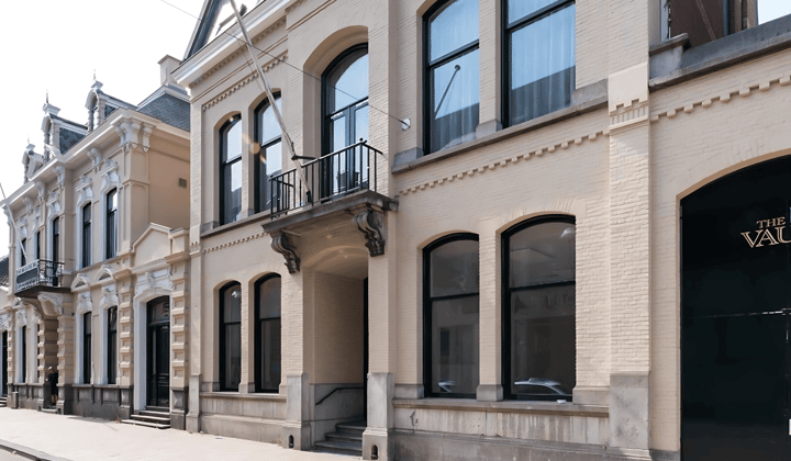 Appartement · 47 m² · €1017,-