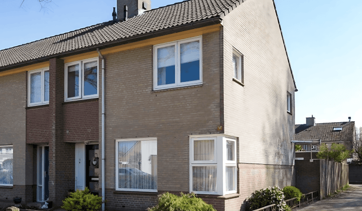 Huis · 133 m² · €2100,-