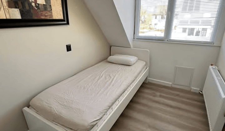 Kamer · €729,-