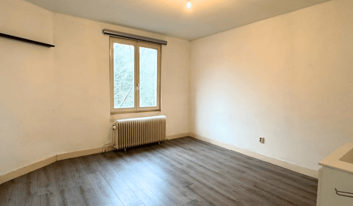 Kamer · €713,-