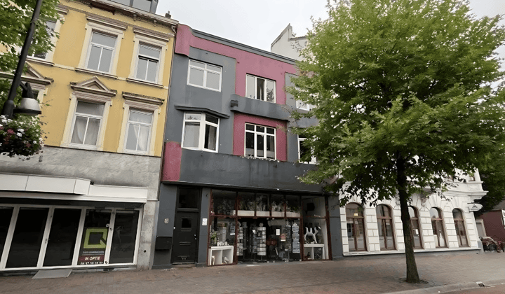 Kamer · 30 m² · €450,-