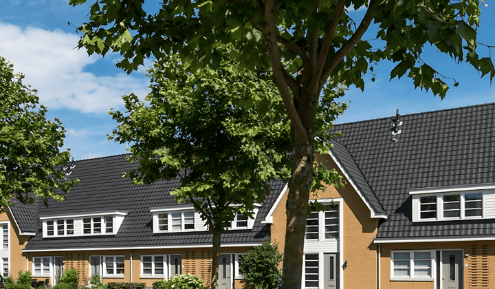 Huis · 102 m² · €1325,-