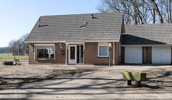 Huis · 144 m² · €1350,-