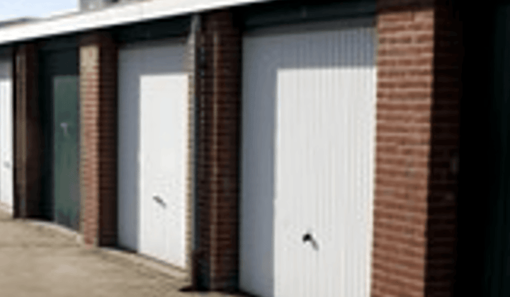 Parkeerplaats · 18 m² · €190,-