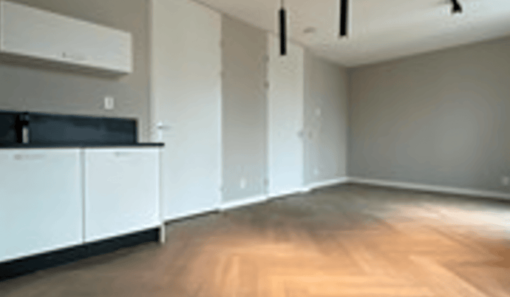 Appartement · 76 m² · €2350,-