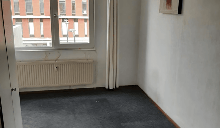 Kamer · 14 m² · €350,-
