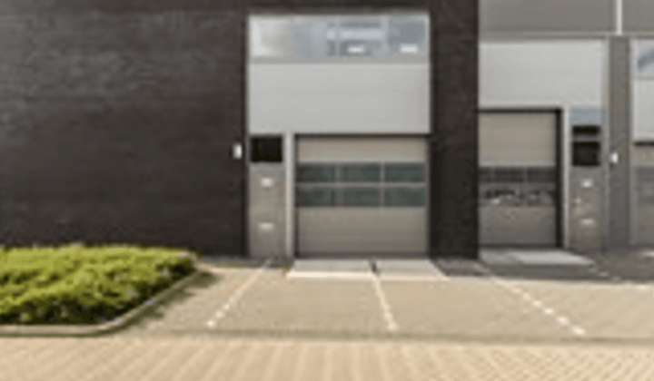 Bedrijfsruimte · 56 m² · €1125,-