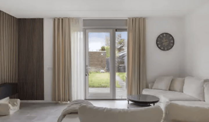 Huis · 118 m² · €2055,-