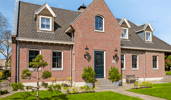 Huis · 266 m² · €5995,-