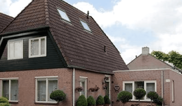 Huis · 207 m² · €2700,-