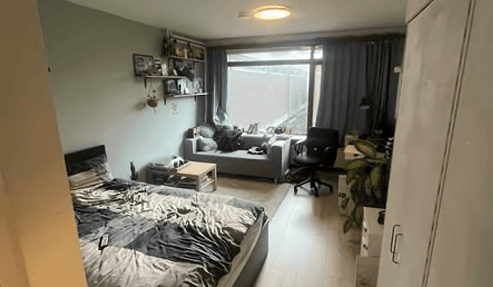 Kamer · 23 m² · €677,-