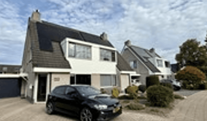Huis · 118 m² · €2500,-