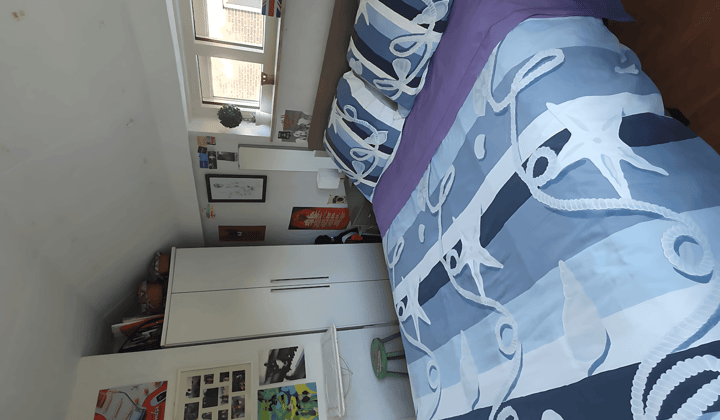 Kamer · 10 m² · €700,-