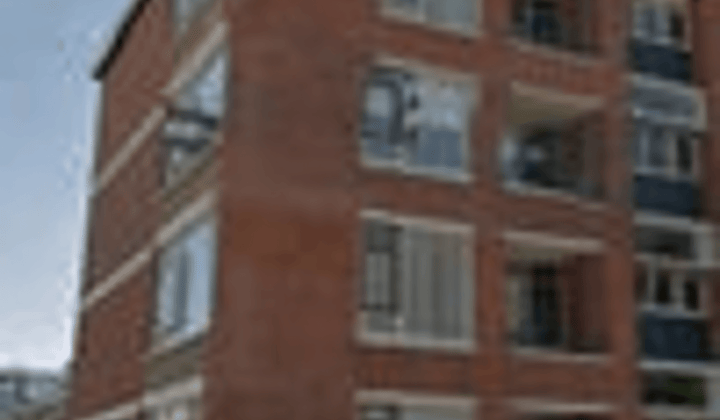 Gemeubileerd appartement met tuin en balkon, inclusief wasmachine